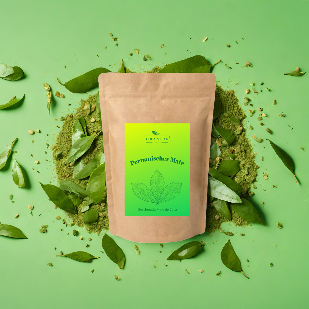 Coca Vital Peruanischer Mate-Tee – inspiriert von den Anden, mit natürlichen Zutaten und nachhaltiger Verpackung vor grünem Hintergrund.